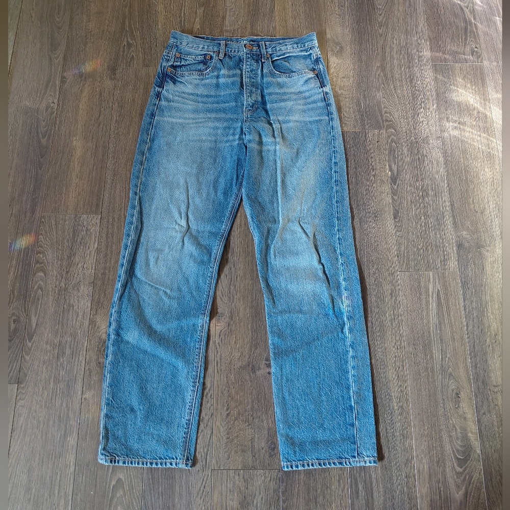 American Eagle 90s Boyfriend Jeans